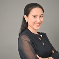 Suzette Valentino