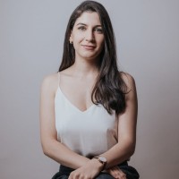 Laura Helena F R Queiroz