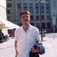 Simon Standar
