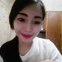 Mary Cris Saura