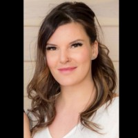 Suzanne Paradis