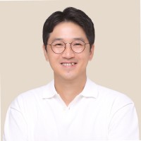Jeonghoon Lee