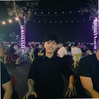 Toan Le