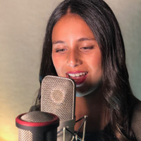 Mia Baron