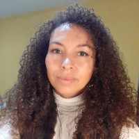 Maria Victoria Chaves Dallos