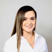 Esmirna Corona, LCSW-S