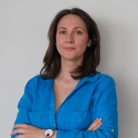 Roxana M.