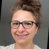 Elena Riemenschneider