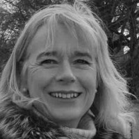 Suzanne O'Brien