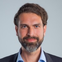 Dr. Raoul A.