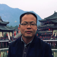 卢晓明