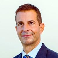 Chris Burger, Cfa