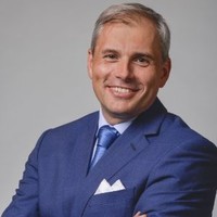 Dr. Ákos Menyhei LL.M., TEP