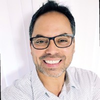 Roberto Morales