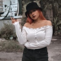 Hillary Vien Martinez