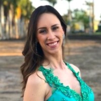 Isabella Veronese de Oliveira Antonello