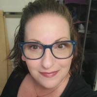 Suzanne Queen