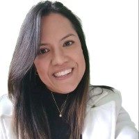 Stephani Torres Magalhães