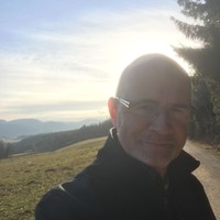 Stéphane Perret