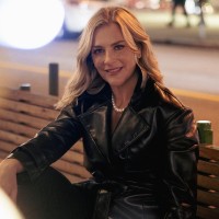 Krista Dennett