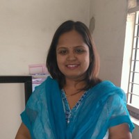 Dr. Veena Bhende
