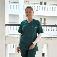 Dr Rutika Chatwani