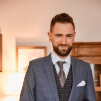Maciek L.
