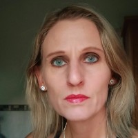 Sharlene Lowe
