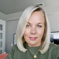 Anna Rhoades