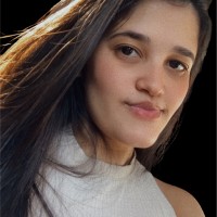 Lavínia Monteiro