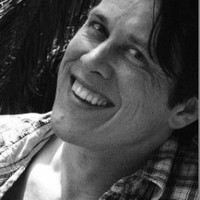 Dirk Strauss