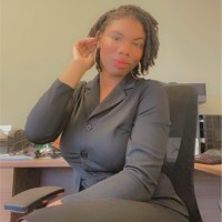 Daisia Glover
