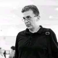 ROBERT-VIOREL DINCĂ