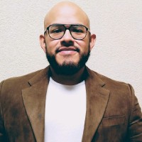 Armando Flores
