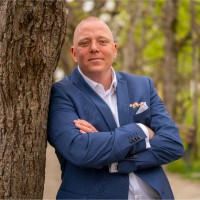 Daniel Varga