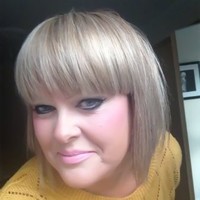 Simone Wallace