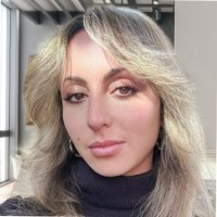 Elana Deja