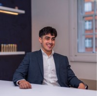 Zach Gauhar