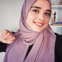 Esra Topal