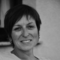 Karin Deraet