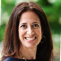 Julie Reinhard