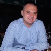 Милан Шарић