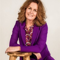 Ester Helthuis