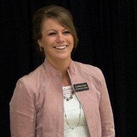 Caressa Van Noort, Cmp