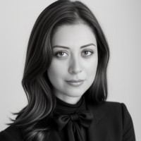 Elmira Majd