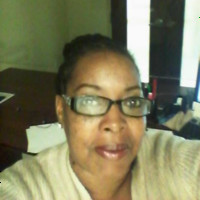 Keely Holsey
