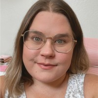 MARISA POPE