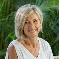 Nanette Bowen