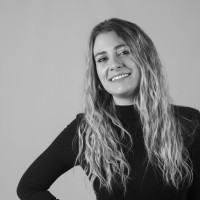 Lara Bezuidenhout