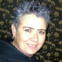 Leigh Tsakos